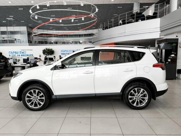 Toyota RAV4 IV (XA40) Рестайлинг с пробегом 2015 года, цена 2 499 000 рублей, 107518 км, внедорожник, Автокод Объявления