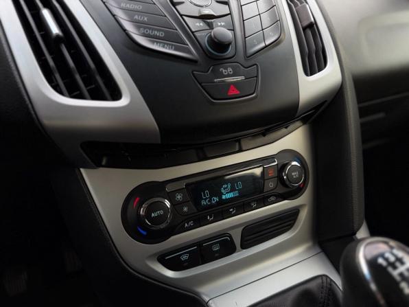 Ford Focus III с пробегом 2013 года, цена 1 088 800 рублей, 53310 км, хэтчбек, Автокод Объявления