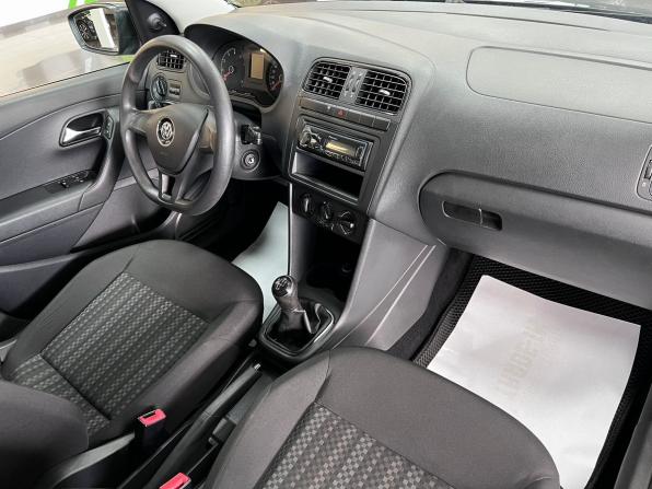 Volkswagen Polo V Рестайлинг с пробегом 2015 года, цена 895 000 рублей, 153964 км, седан, Автокод Объявления