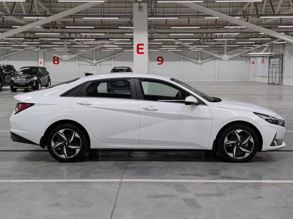Hyundai Elantra VII (CN7) с пробегом 2022 года, цена 2 350 000 рублей, 41285 км, седан, Автокод Объявления