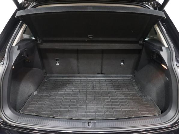 Volkswagen Tiguan II с пробегом 2018 года, цена 2 040 000 рублей, 258606 км, внедорожник, Автокод Объявления