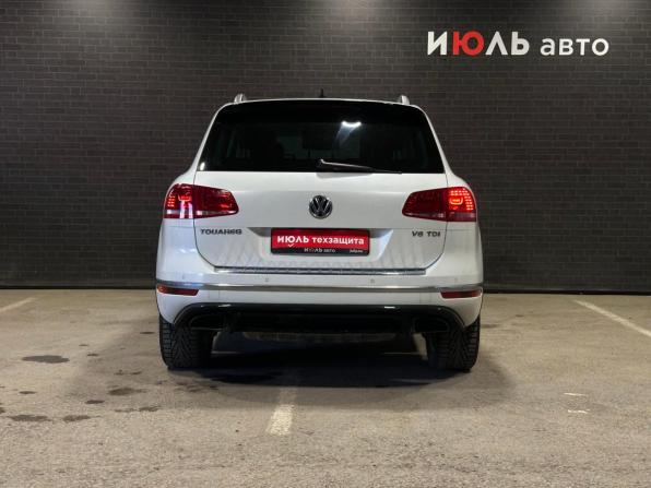 Volkswagen Touareg II Рестайлинг с пробегом 2015 года, цена 2 800 000 рублей, 265688 км, внедорожник, Автокод Объявления