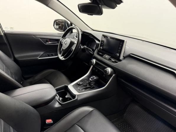 Toyota RAV4 V (XA50) с пробегом 2020 года, цена 2 821 000 рублей, 179694 км, внедорожник, Автокод Объявления