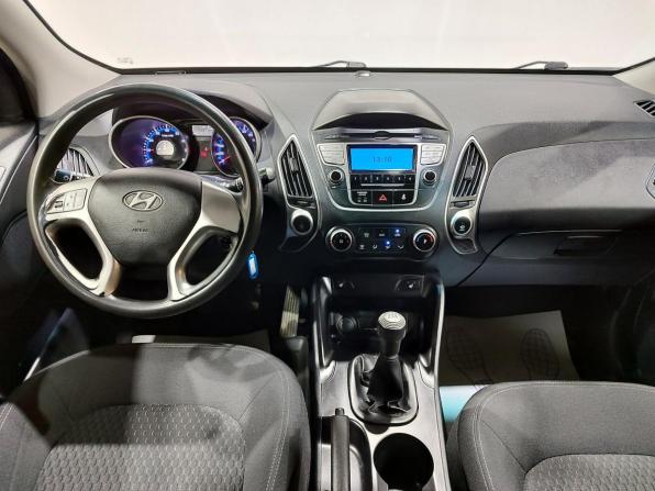 Hyundai ix35 I с пробегом 2013 года, цена 1 050 000 рублей, 95000 км, внедорожник, Автокод Объявления