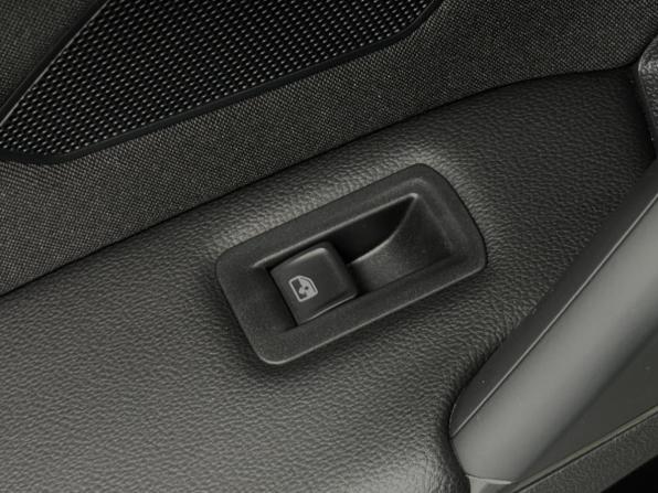 Volkswagen Tiguan II Рестайлинг с пробегом 2021 года, цена 2 500 000 рублей, 59039 км, внедорожник, Автокод Объявления