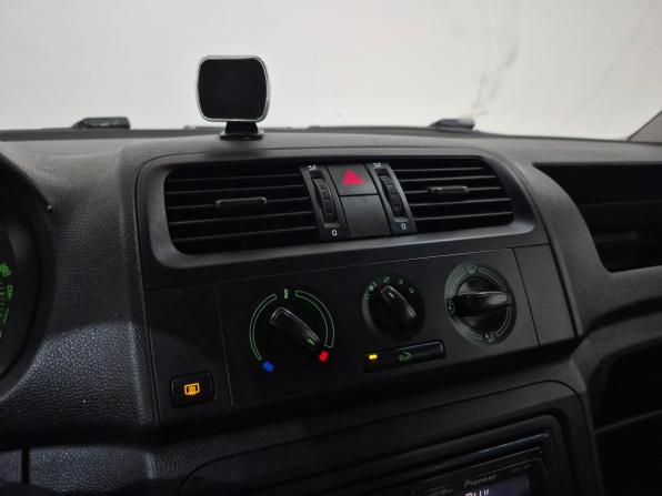 Skoda Fabia II с пробегом 2010 года, цена 250 000 рублей, 272260 км, хэтчбек, Автокод Объявления