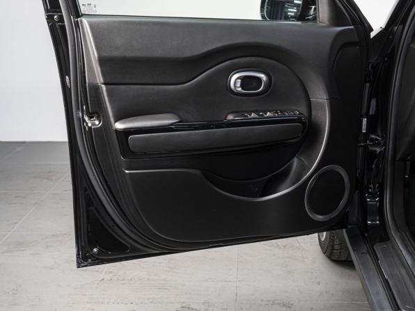 Kia Soul II Рестайлинг с пробегом 2018 года, цена 1 719 000 рублей, 50965 км, хэтчбек, Автокод Объявления