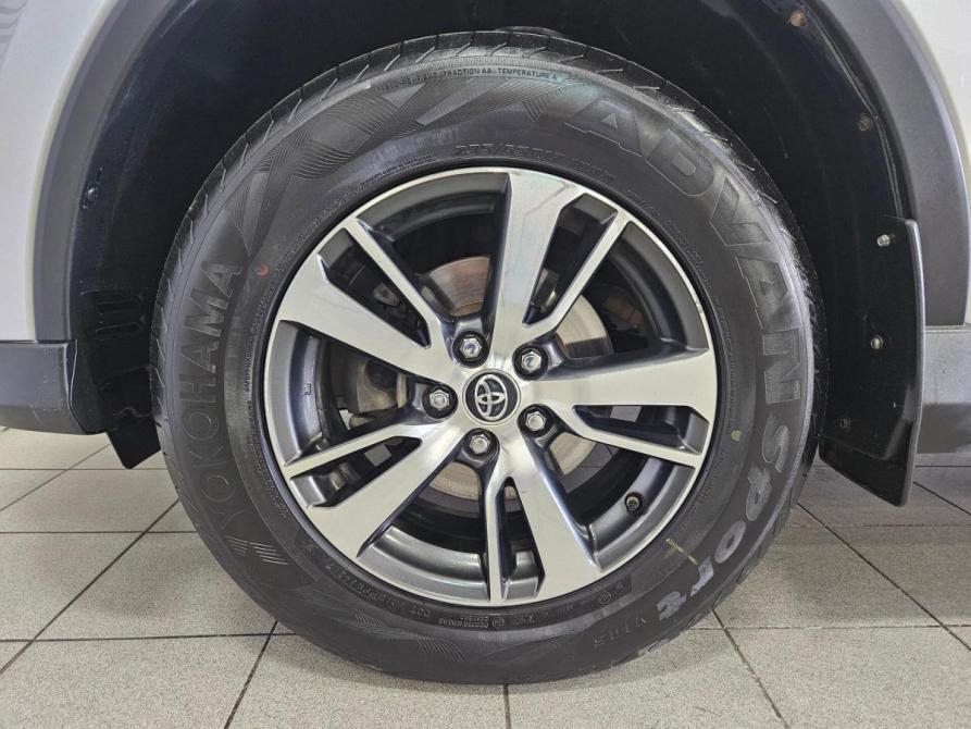 Toyota RAV4 IV (XA40) Рестайлинг Тольятти  - изображение 10