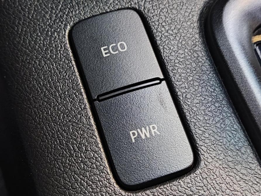 Toyota Hilux VIII Рестайлинг 2 Барнаул  - изображение 27