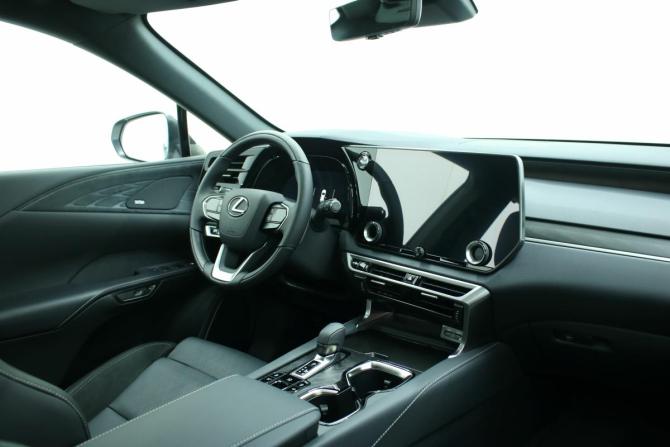 Lexus RX V с пробегом 2025 года, цена 13 260 000 рублей, 67 км, внедорожник, Автокод Объявления