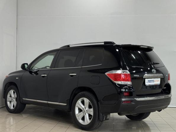 Toyota Highlander II (XU40) Рестайлинг с пробегом 2011 года, цена 1 720 000 рублей, 194407 км, внедорожник, Автокод Объявления