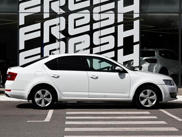 Skoda Octavia III (A7) с пробегом 2016 года, цена 1 049 000 рублей, 241368 км, лифтбек, Автокод Объявления
