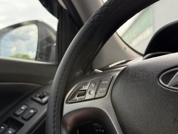 Hyundai ix35 I Рестайлинг с пробегом 2014 года, цена 1 490 000 рублей, 136900 км, внедорожник, Автокод Объявления