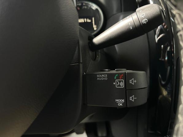 Renault Duster I Рестайлинг с пробегом 2020 года, цена 1 460 000 рублей, 160571 км, внедорожник, Автокод Объявления