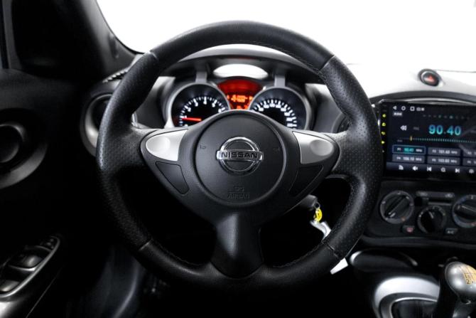 Nissan Juke I Рестайлинг с пробегом 2015 года, цена 1 099 000 рублей, 161356 км, внедорожник, Автокод Объявления