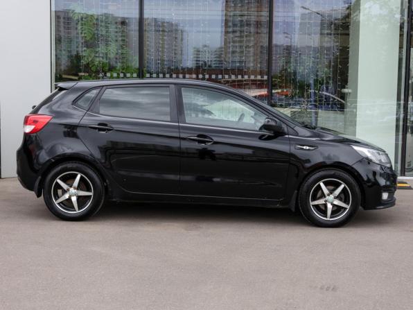 Kia Rio III Рестайлинг с пробегом 2016 года, цена 749 000 рублей, 277236 км, хэтчбек, Автокод Объявления