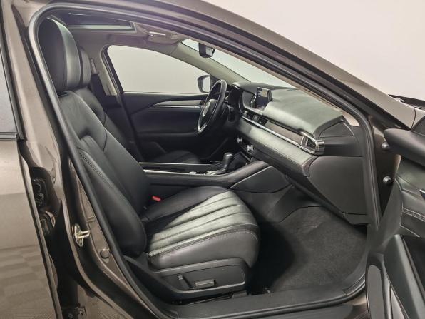 Mazda 6 III (GJ) Рестайлинг 2 с пробегом 2019 года, цена 2 399 000 рублей, 92393 км, седан, Автокод Объявления