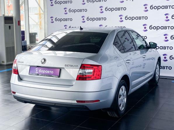Skoda Octavia III (A7) Рестайлинг с пробегом 2018 года, цена 1 880 000 рублей, 88667 км, лифтбек, Автокод Объявления