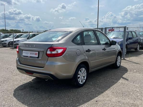 Lada (ВАЗ) Granta I Рестайлинг с пробегом 2020 года, цена 599 986 рублей, 135441 км, хэтчбек, Автокод Объявления