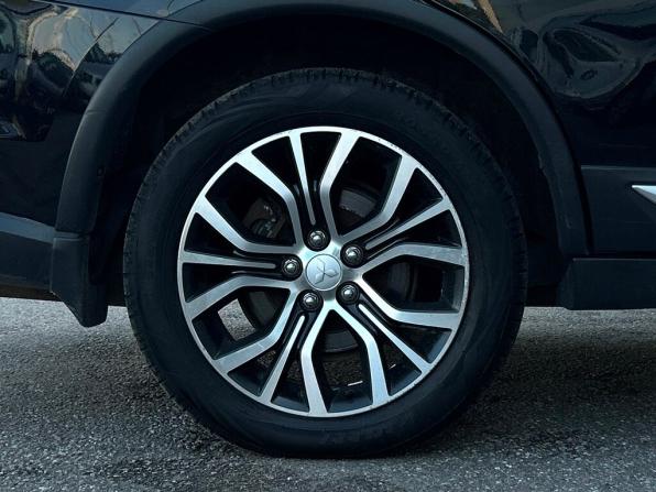 Mitsubishi Outlander III Рестайлинг 2 с пробегом 2018 года, цена 1 819 600 рублей, 152066 км, внедорожник, Автокод Объявления