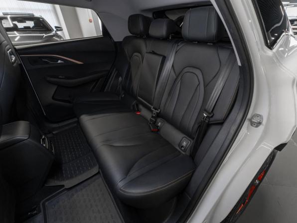 Omoda C5 I с пробегом 2023 года, цена 1 850 000 рублей, 45445 км, внедорожник, Автокод Объявления