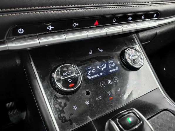 Chery Tiggo 8 I Рестайлинг с пробегом 2023 года, цена 2 350 000 рублей, 49328 км, внедорожник, Автокод Объявления