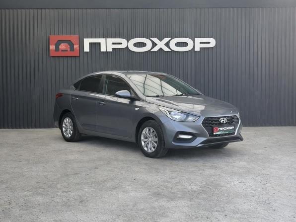 Hyundai Solaris II с пробегом 2017 года, цена 1 097 000 рублей, 159237 км, седан, Автокод Объявления