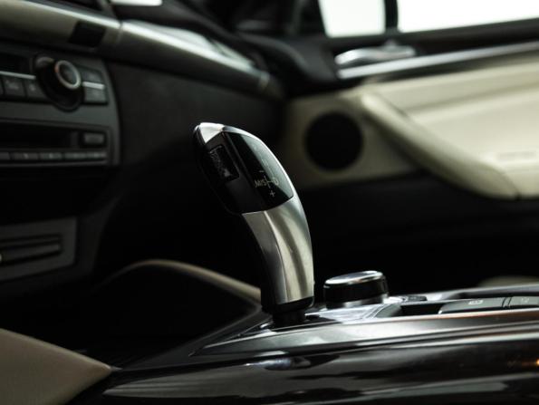 BMW X6 I (E71) Рестайлинг с пробегом 2013 года, цена 2 099 585 рублей, 241315 км, внедорожник, Автокод Объявления