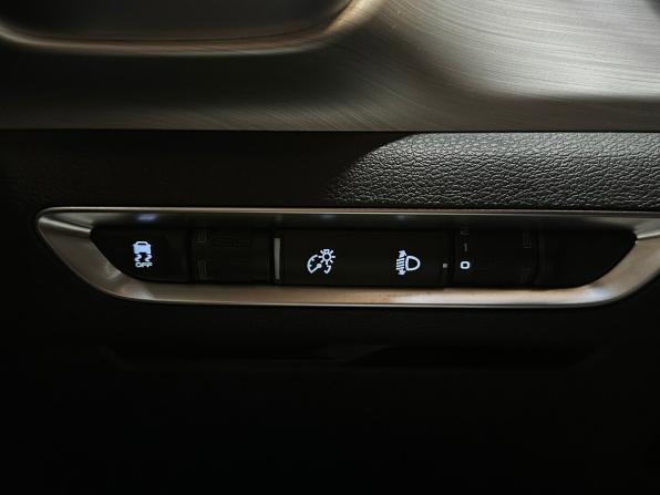 Geely Coolray I с пробегом 2022 года, цена 1 670 000 рублей, 86075 км, внедорожник, Автокод Объявления