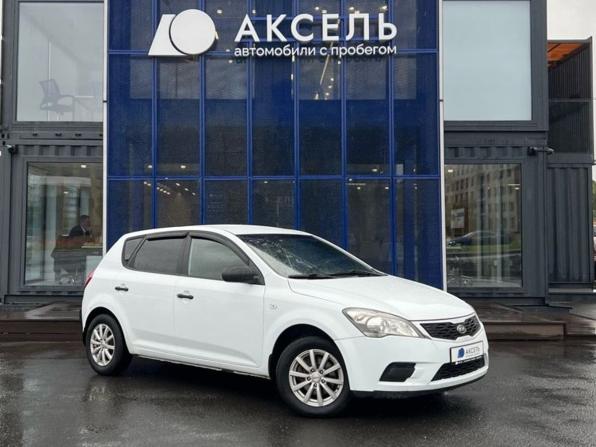 Kia Ceed I Рестайлинг с пробегом 2011 года, цена 425 000 рублей, 215000 км, хэтчбек, Автокод Объявления