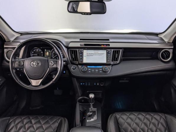 Toyota RAV4 IV (XA40) Рестайлинг с пробегом 2019 года, цена 2 740 000 рублей, 66991 км, внедорожник, Автокод Объявления