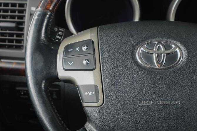 Toyota Land Cruiser 200 Series с пробегом 2010 года, цена 3 299 000 рублей, 198000 км, внедорожник, Автокод Объявления