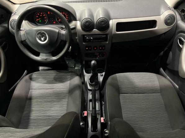 Renault Logan I Рестайлинг с пробегом 2011 года, цена 395 000 рублей, 208128 км, седан, Автокод Объявления
