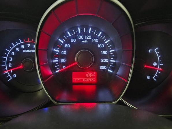 Kia Rio III Рестайлинг с пробегом 2017 года, цена 932 000 рублей, 162672 км, седан, Автокод Объявления