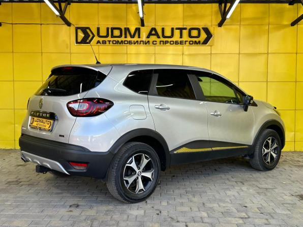 Renault Kaptur I с пробегом 2019 года, цена 1 549 000 рублей, 139767 км, внедорожник, Автокод Объявления