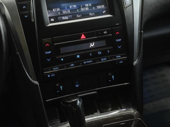 Toyota Camry VII (XV50) Рестайлинг с пробегом 2017 года, цена 1 799 000 рублей, 237756 км, седан, Автокод Объявления