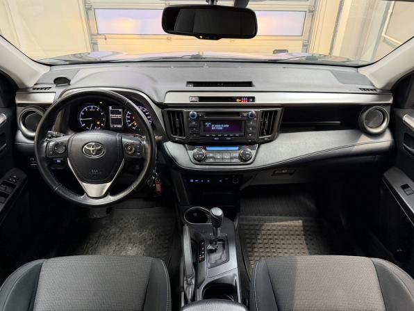 Toyota RAV4 IV (XA40) Рестайлинг с пробегом 2018 года, цена 2 430 000 рублей, 140407 км, внедорожник, Автокод Объявления