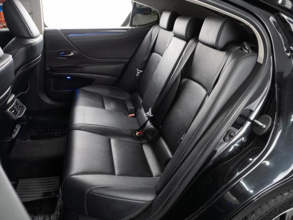 Lexus ES VII с пробегом 2018 года, цена 3 489 000 рублей, 150767 км, седан, Автокод Объявления