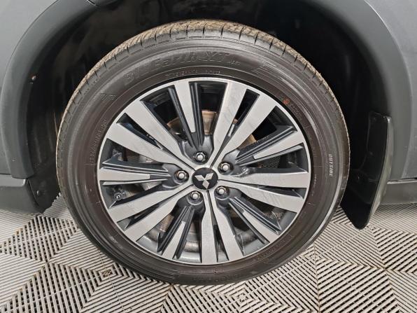 Mitsubishi Outlander III Рестайлинг 3 с пробегом 2019 года, цена 1 599 000 рублей, 258083 км, внедорожник, Автокод Объявления