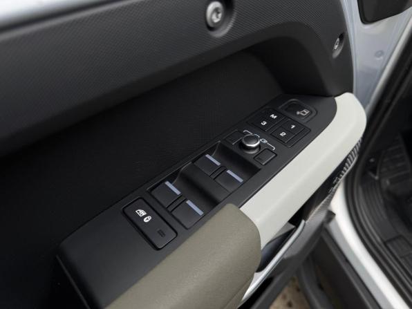 Land Rover Defender II с пробегом 2021 года, цена 5 500 000 рублей, 101265 км, внедорожник, Автокод Объявления