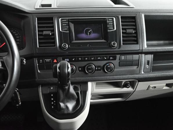 Volkswagen Caravelle T6 с пробегом 2019 года, цена 3 100 000 рублей, 252974 км, минивэн, Автокод Объявления