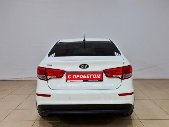Kia Rio III Рестайлинг с пробегом 2015 года, цена 950 000 рублей, 159300 км, седан, Автокод Объявления