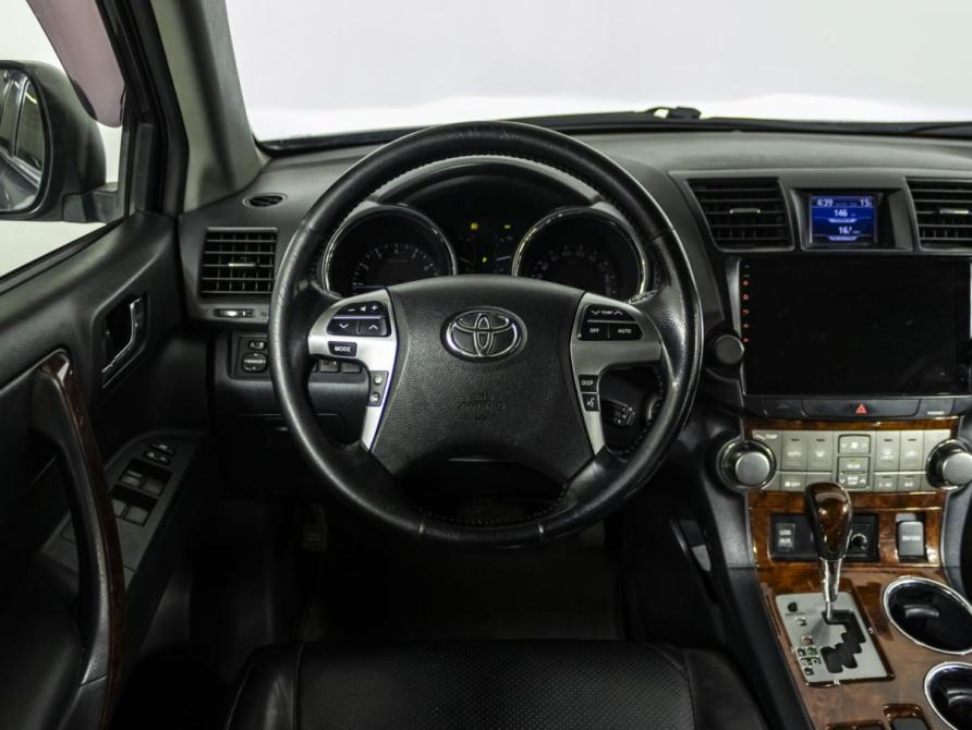 Toyota Highlander II (XU40) Рестайлинг Москва  - изображение 10