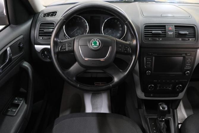 Skoda Yeti I с пробегом 2013 года, цена 1 099 000 рублей, 92000 км, внедорожник, Автокод Объявления
