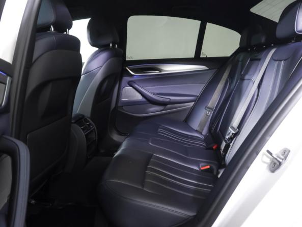 BMW 5 серии VII (G30/G31/G38) с пробегом 2018 года, цена 3 484 000 рублей, 113400 км, седан, Автокод Объявления