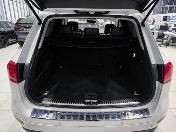Volkswagen Touareg II с пробегом 2014 года, цена 1 750 000 рублей, 247282 км, внедорожник, Автокод Объявления