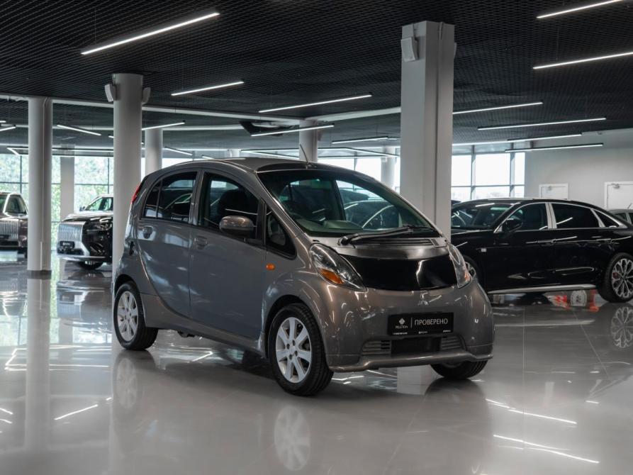 Mitsubishi i Москва  - изображение 2