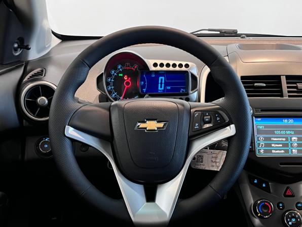 Chevrolet Aveo II с пробегом 2015 года, цена 730 000 рублей, 130425 км, седан, Автокод Объявления