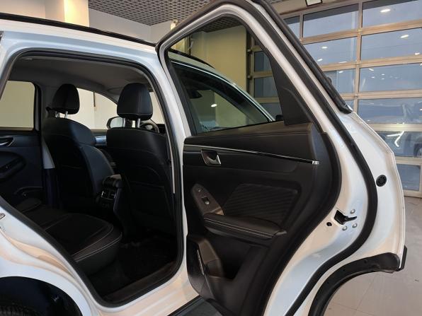 Haval Jolion I Рестайлинг с пробегом 2024 года, цена 2 240 000 рублей, 26188 км, внедорожник, Автокод Объявления