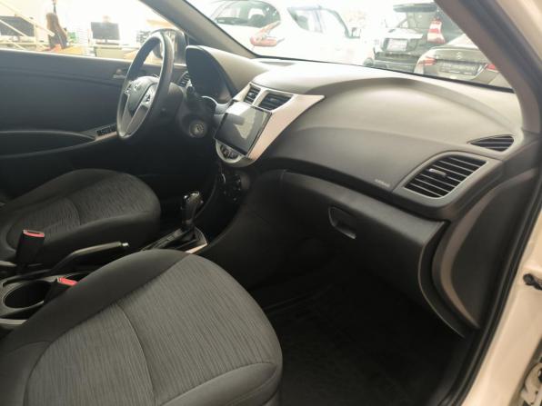 Hyundai Solaris I Рестайлинг с пробегом 2016 года, цена 1 020 000 рублей, 129500 км, хэтчбек, Автокод Объявления